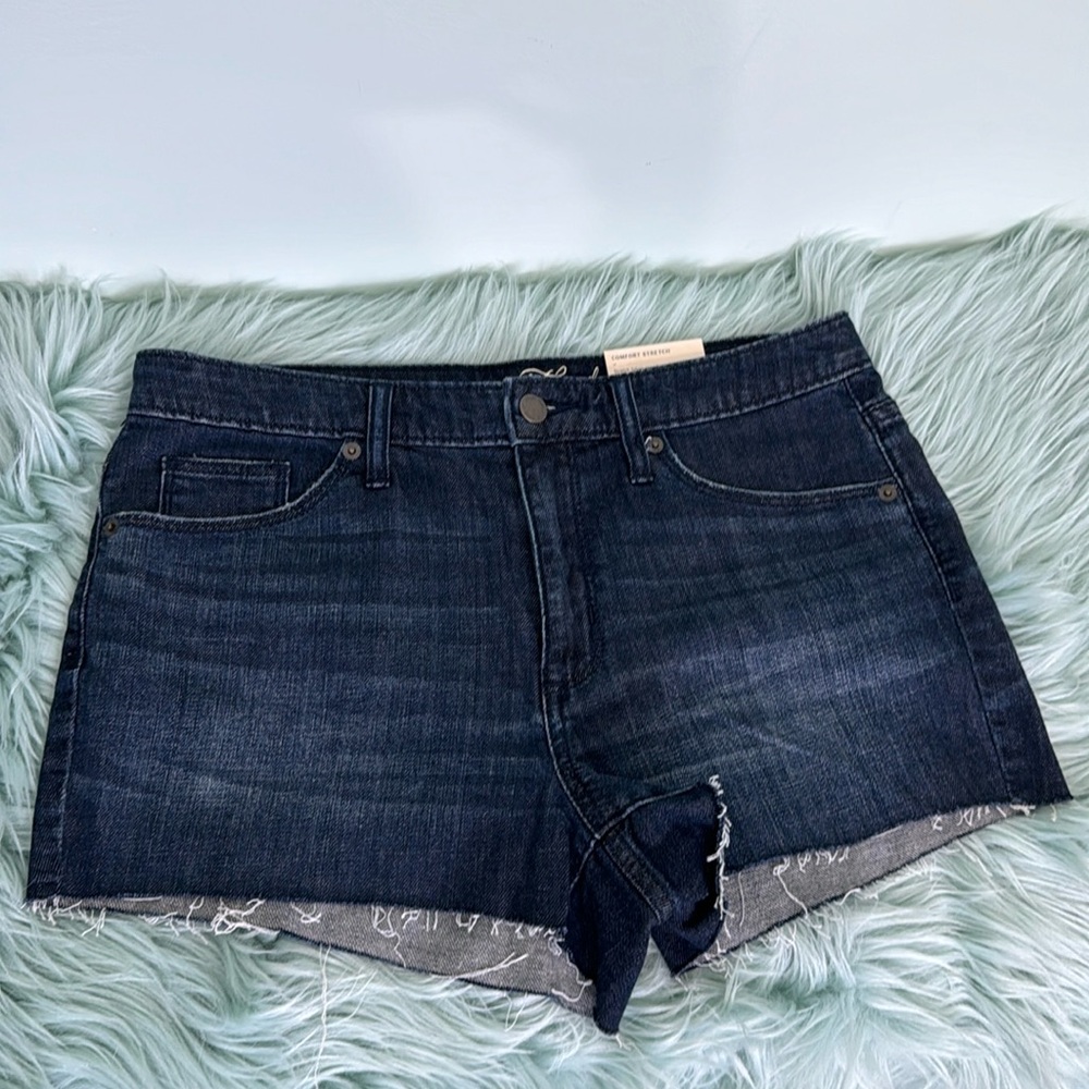 Universal Threads - jeans shorts size 8